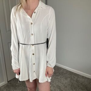 NWT White Dress with Belt